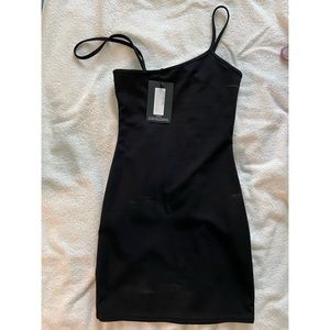Prettylittlething dress